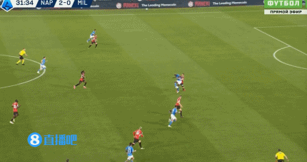 谈球吧体育官网入口半场-那不勒斯暂2-0米兰 波利塔诺62秒闪击卢卡库破门米兰0射正